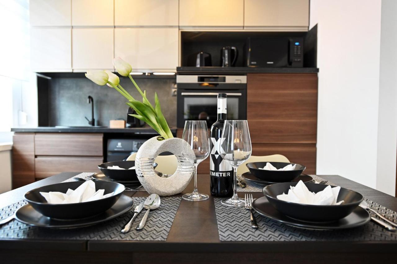 Zora Apartman Eger Extérieur photo